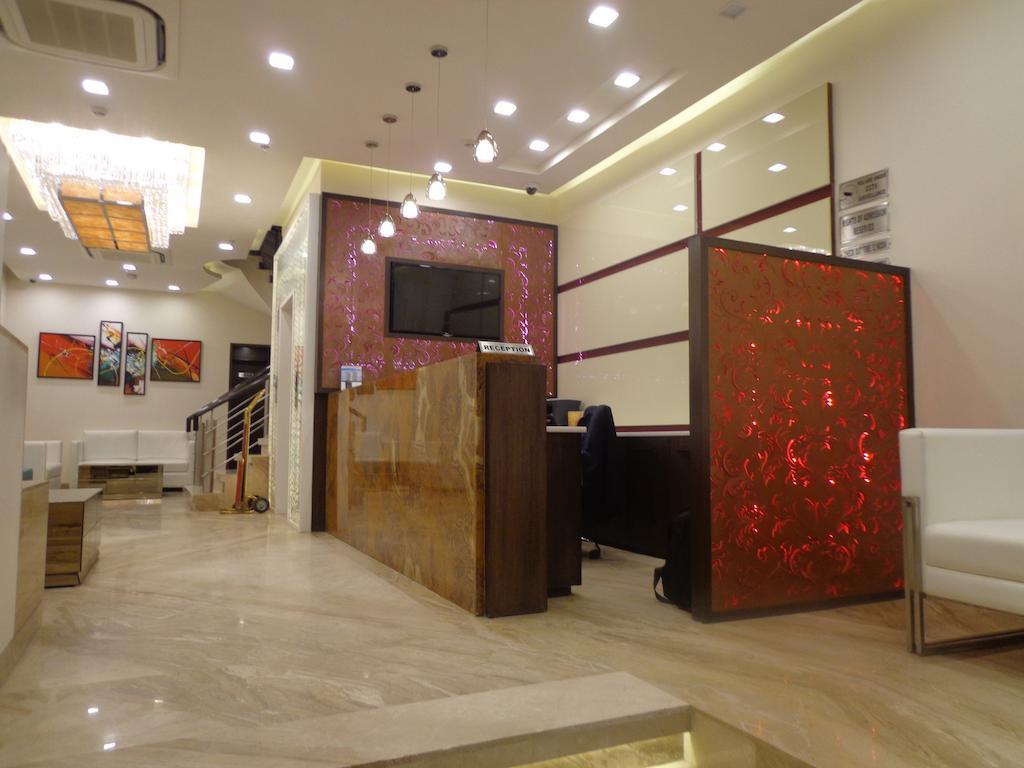 Hotel Taj Princess - Boutique Hotel Delhi  Ngoại thất bức ảnh
