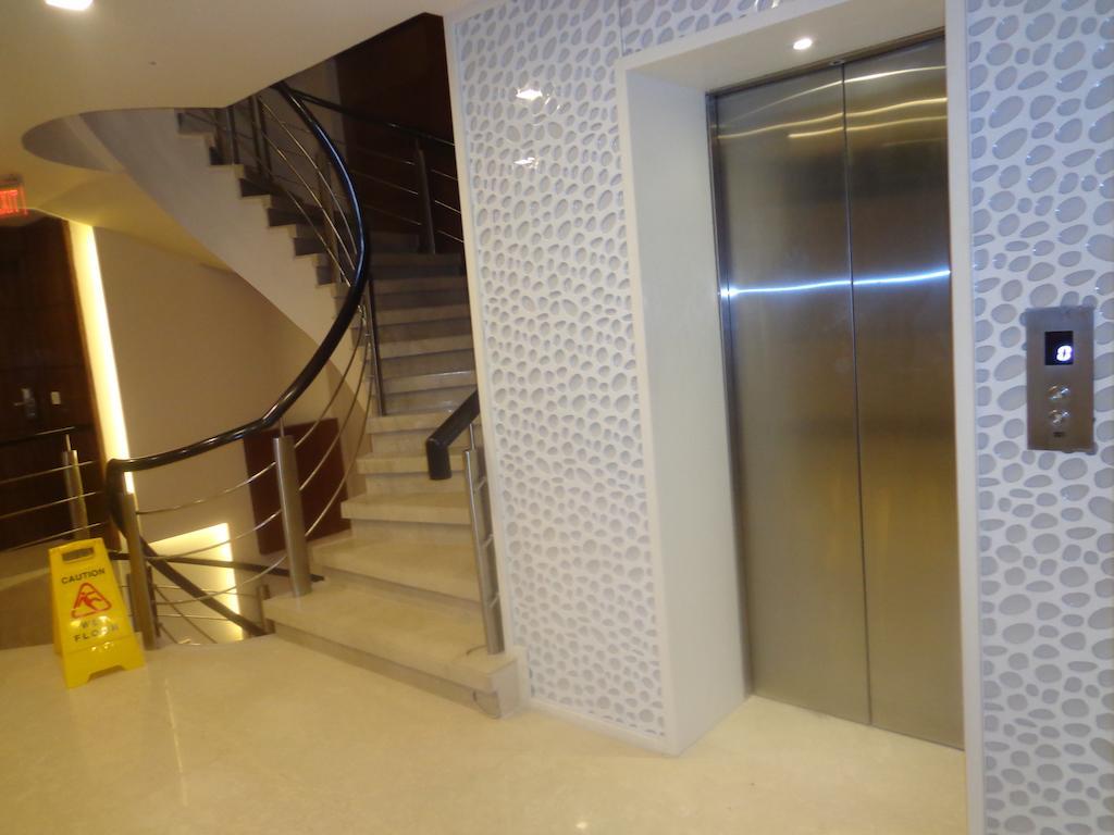 Hotel Taj Princess - Boutique Hotel Delhi  Ngoại thất bức ảnh