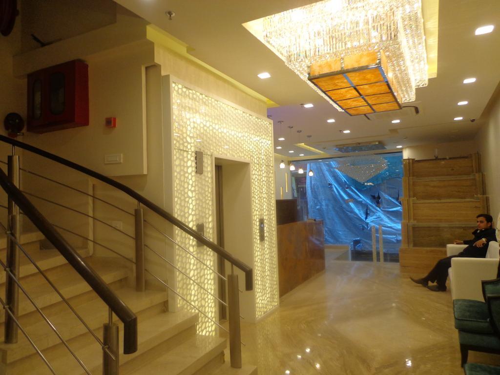 Hotel Taj Princess - Boutique Hotel Delhi  Ngoại thất bức ảnh