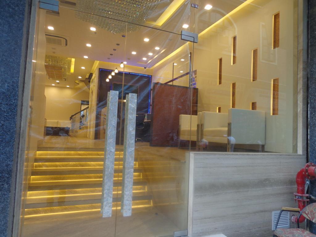 Hotel Taj Princess - Boutique Hotel Delhi  Ngoại thất bức ảnh