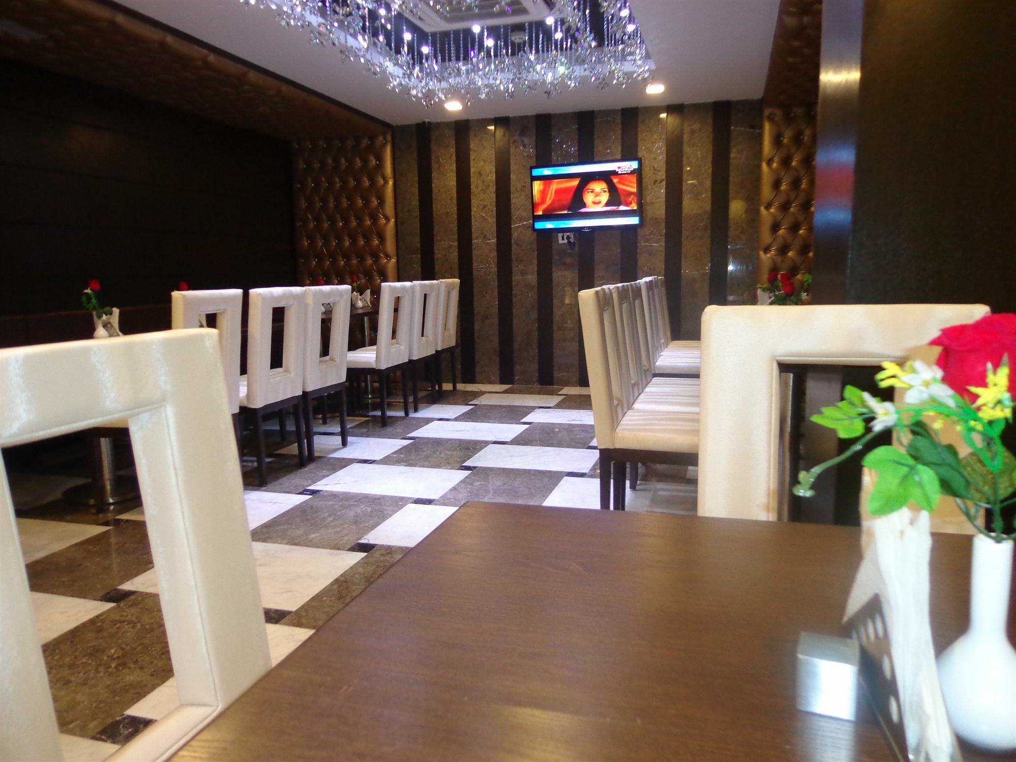 Hotel Taj Princess - Boutique Hotel Delhi  Ngoại thất bức ảnh