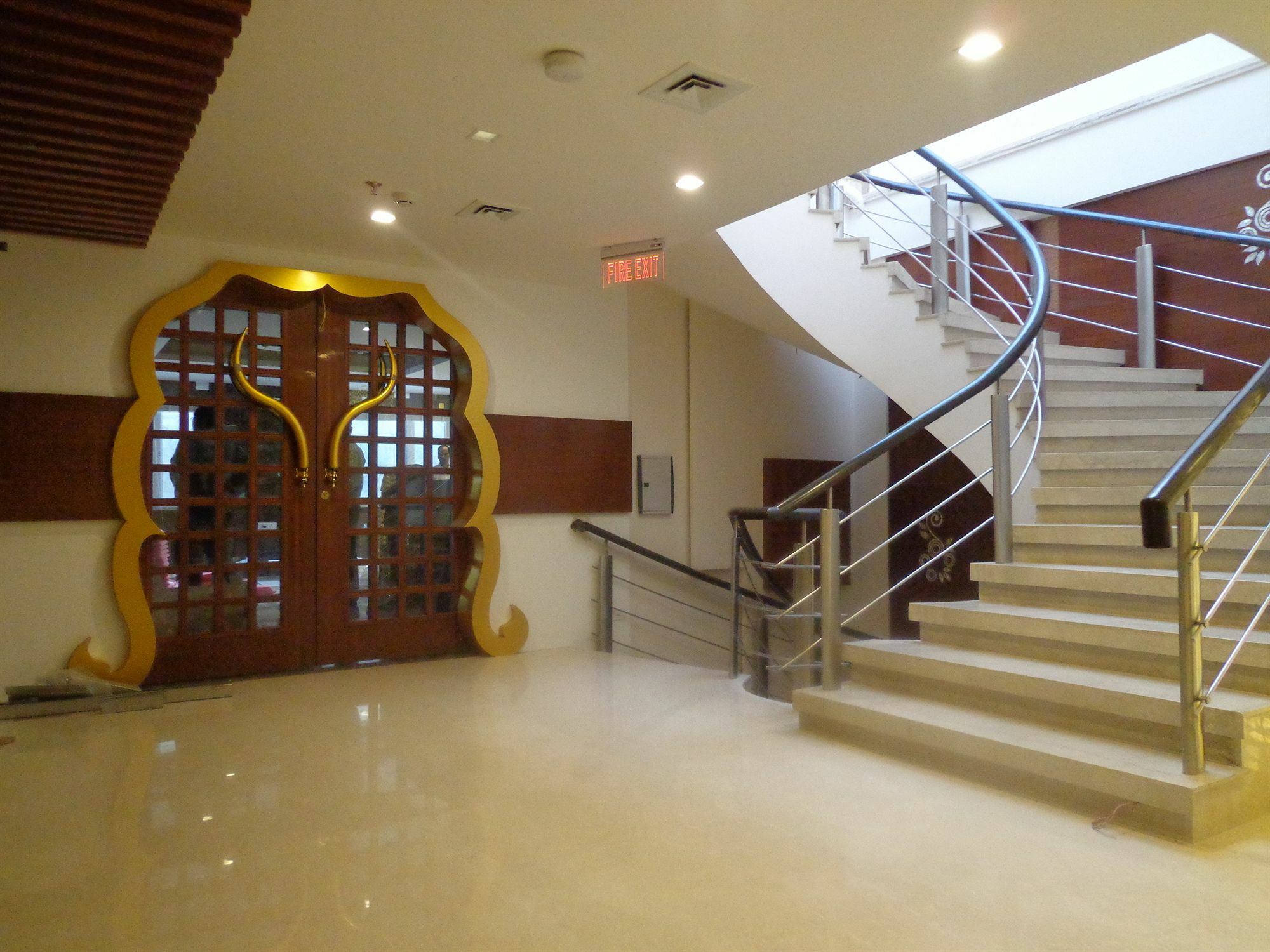 Hotel Taj Princess - Boutique Hotel Delhi  Ngoại thất bức ảnh